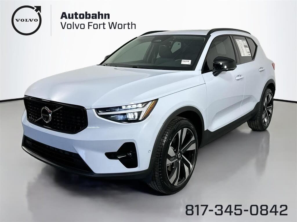 2026 Volvo XC40 B5 Ultra AWD