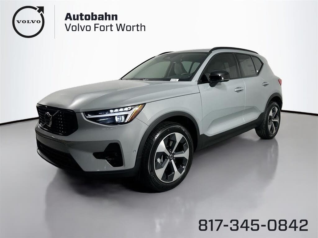 2026 Volvo XC40 B5 Plus AWD