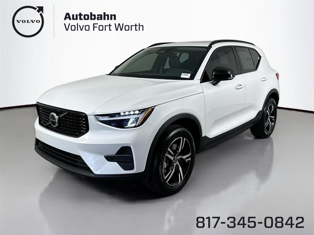 2026 Volvo XC40 B4 Core FWD
