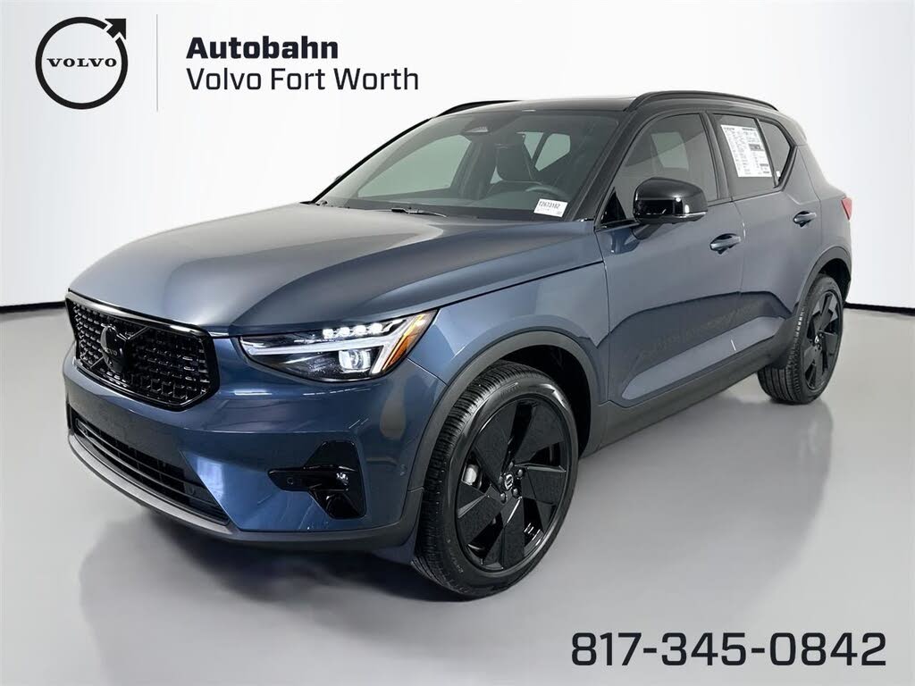 2026 Volvo XC40 B5 Ultra Black Edition AWD