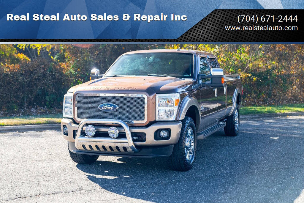 2012 Ford F-350 Super Duty Lariat Crew Cab LB 4WD