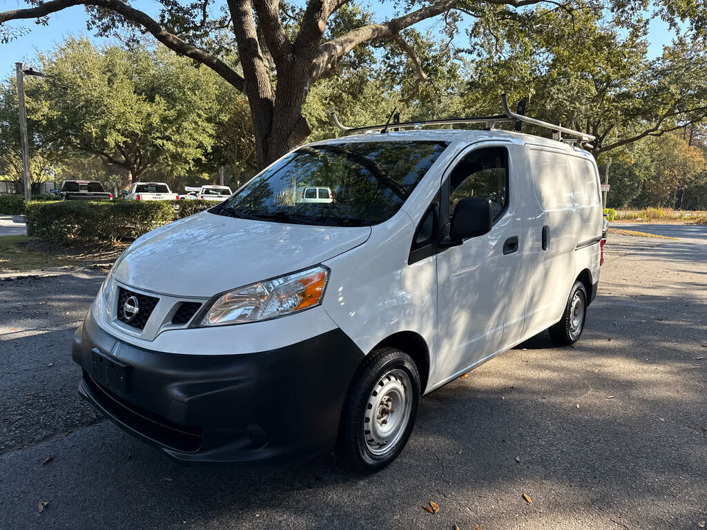 2019 Nissan NV200 S FWD