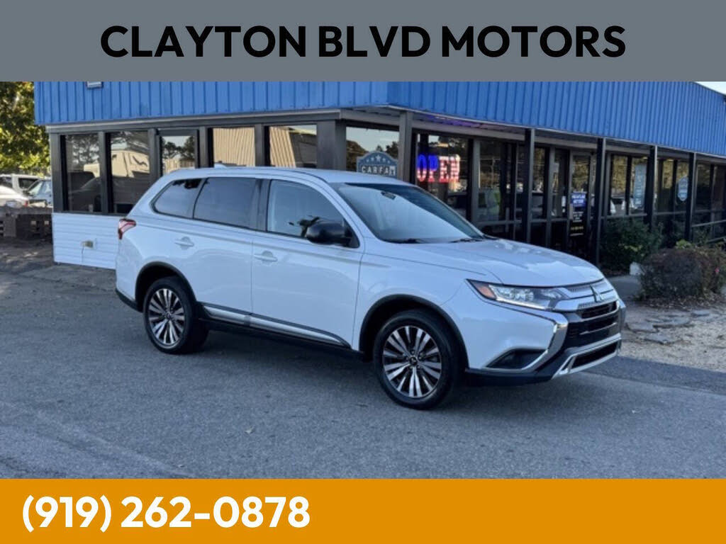 2020 Mitsubishi Outlander ES FWD