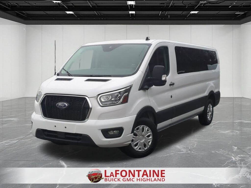 2023 Ford Transit Passenger 350 XLT Low Roof LB RWD