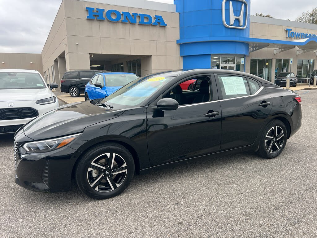 2024 Nissan Sentra SV FWD