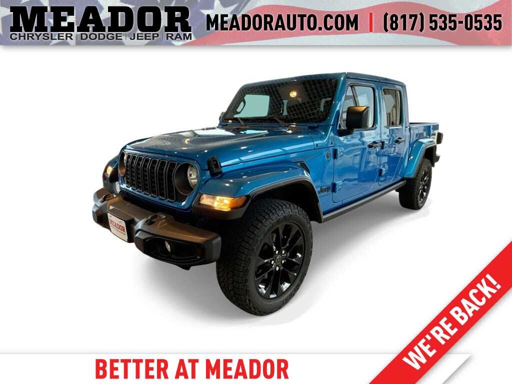 2025 Jeep Gladiator NightHawk Crew Cab 4WD
