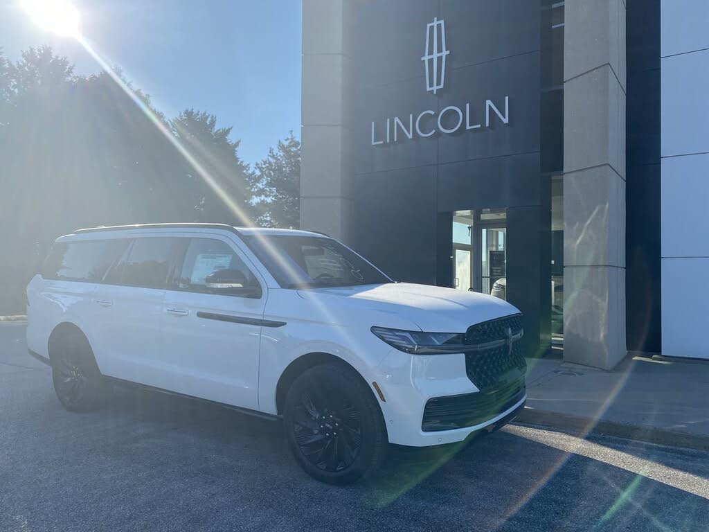 2025 Lincoln Navigator L Reserve 4WD