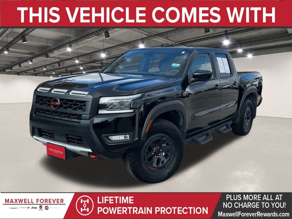 2025 Nissan Frontier PRO-4X Crew Cab 4WD