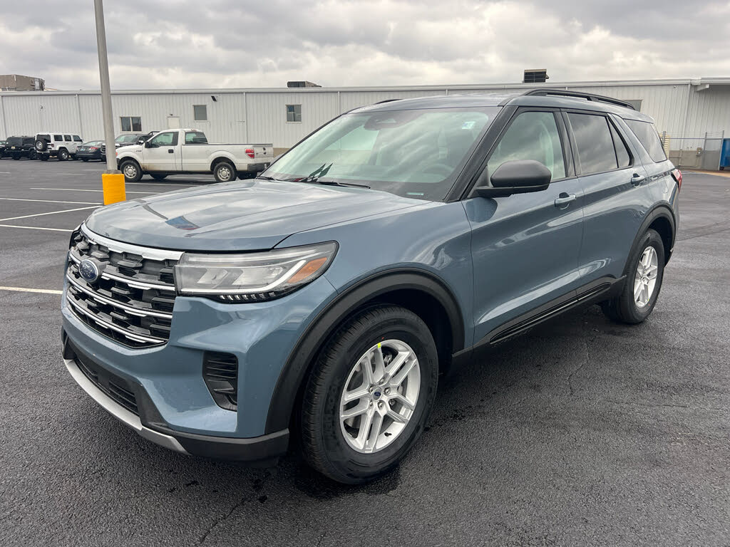 2026 Ford Explorer Active RWD