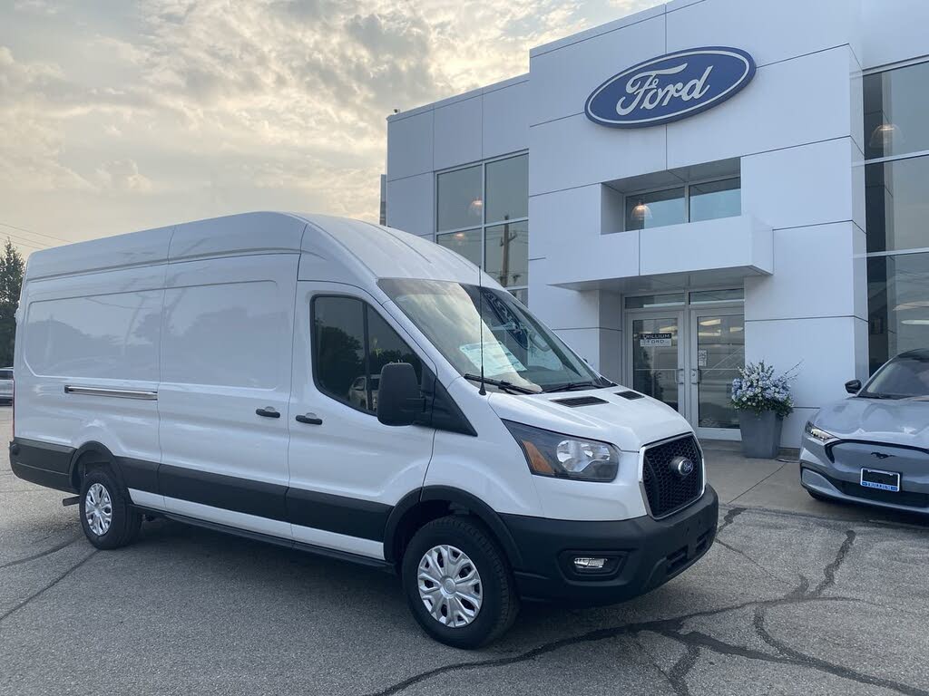 2025 Ford Transit Cargo 250 High Roof Extended LB RWD