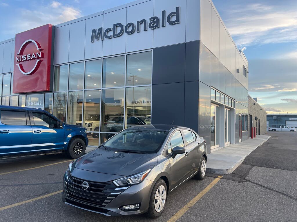 2025 Nissan Versa S FWD