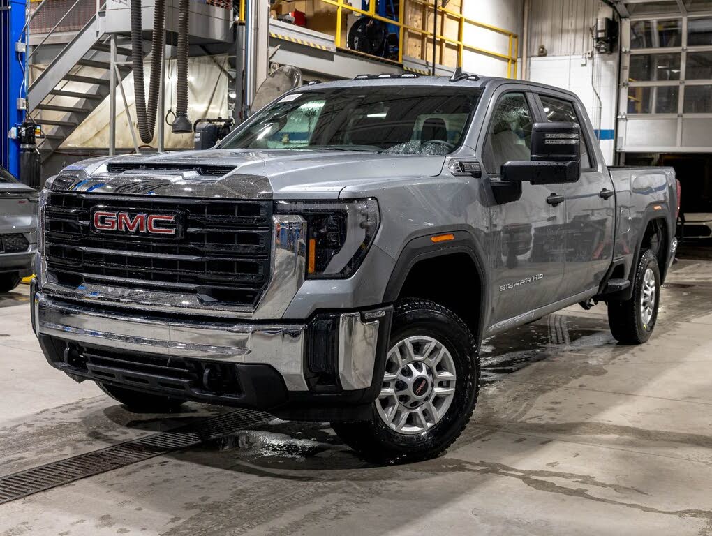 2026 GMC Sierra 2500HD Pro Crew Cab 4WD