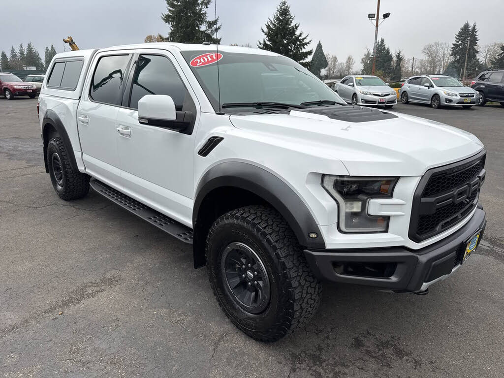 2017 Ford F-150 Raptor SuperCrew 4WD