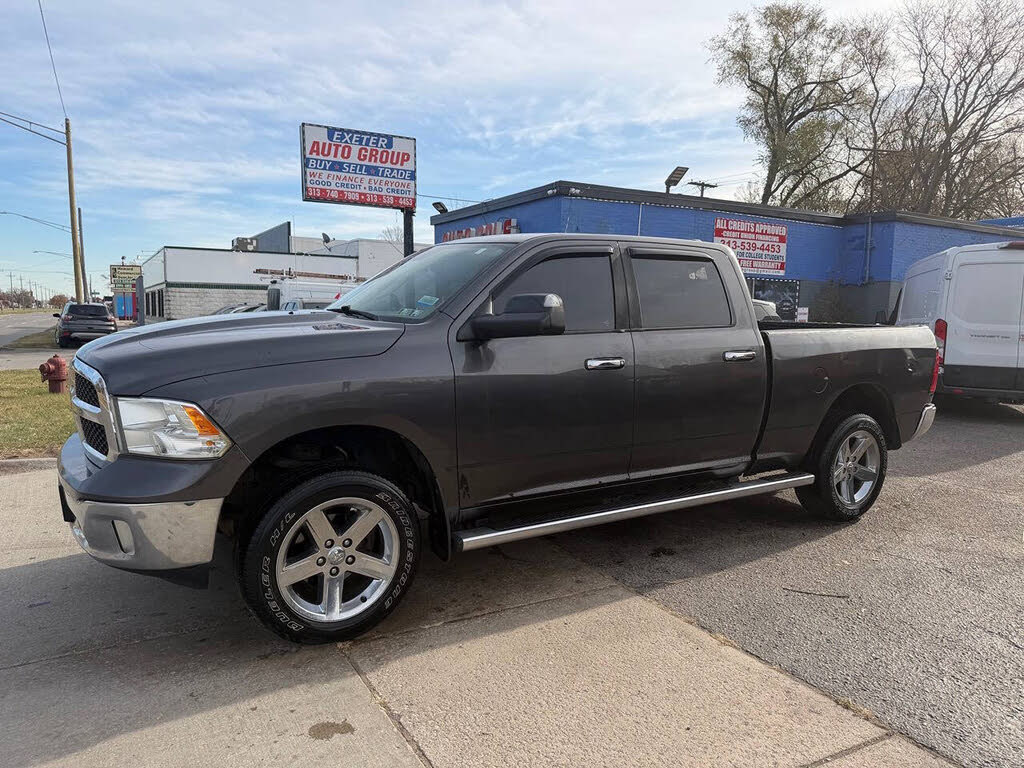 2017 RAM 1500 SLT Crew Cab 4WD