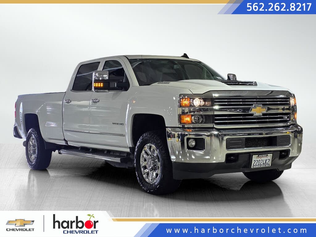 2018 Chevrolet Silverado 3500HD LTZ Crew Cab 4WD