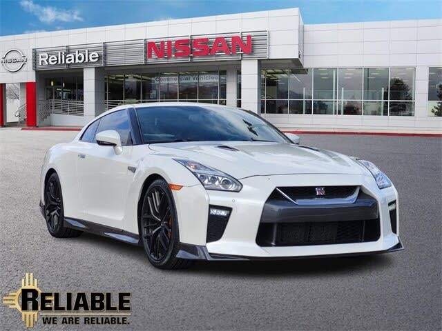 2018 Nissan GT-R Premium AWD