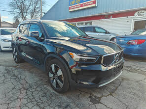 Volvo XC40 T5 Momentum AWD