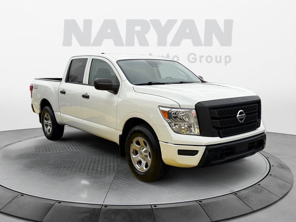 2022 Nissan Titan S Crew Cab 4WD