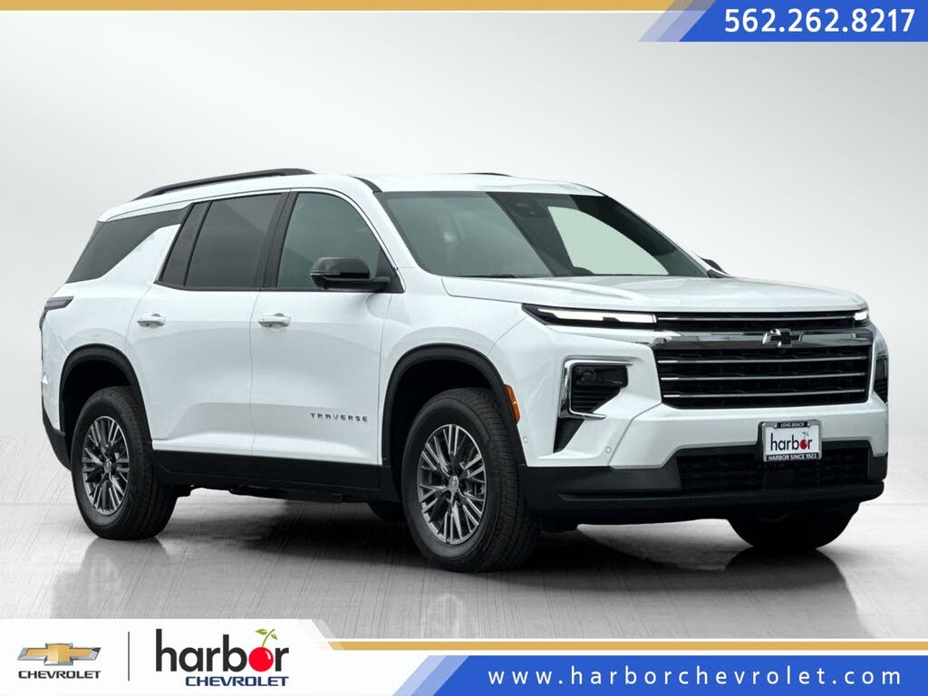 2025 Chevrolet Traverse LT FWD