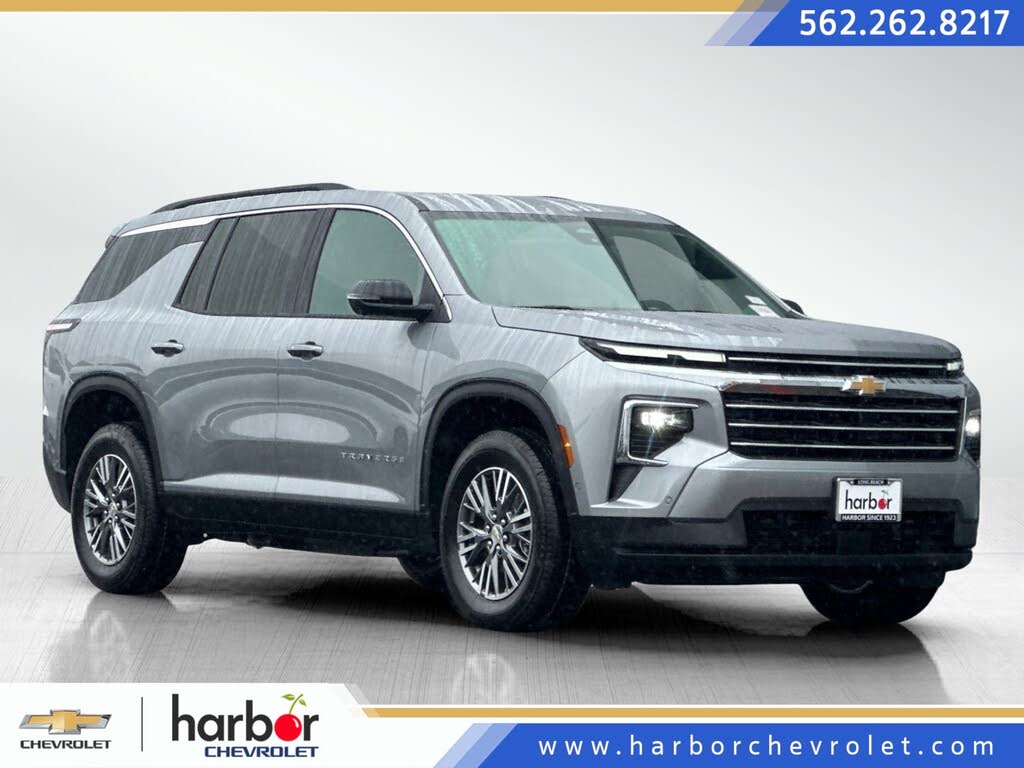 2025 Chevrolet Traverse LT FWD