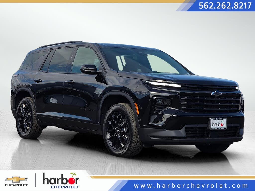 2025 Chevrolet Traverse LT FWD