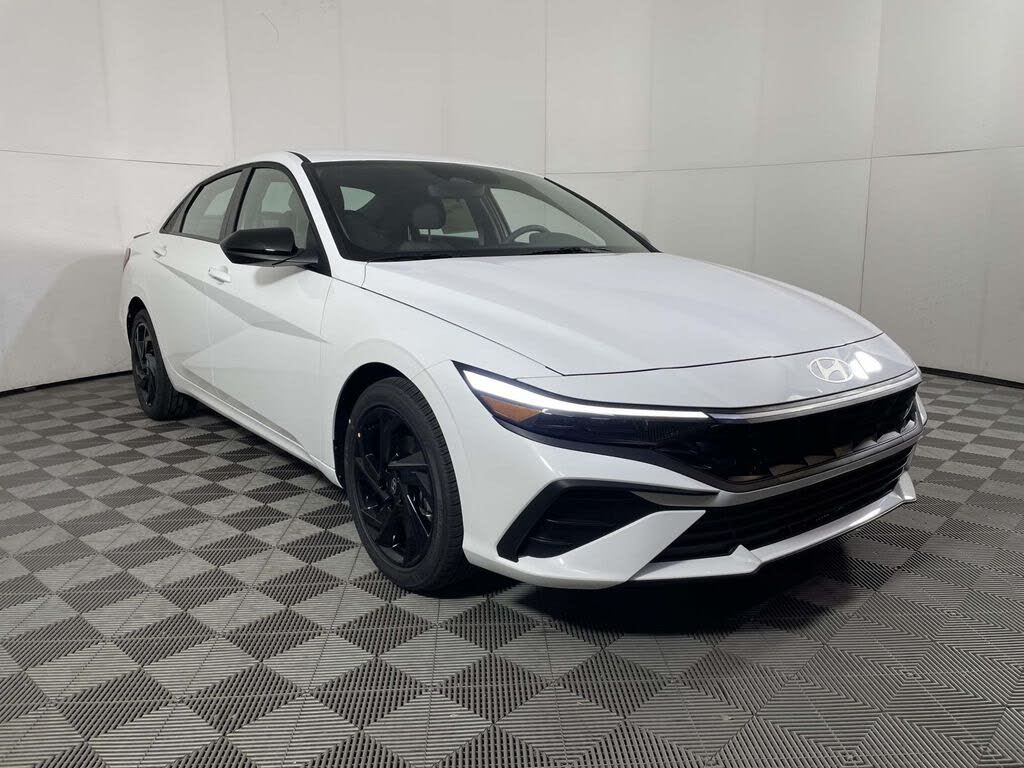 2026 Hyundai Elantra SEL Sport FWD