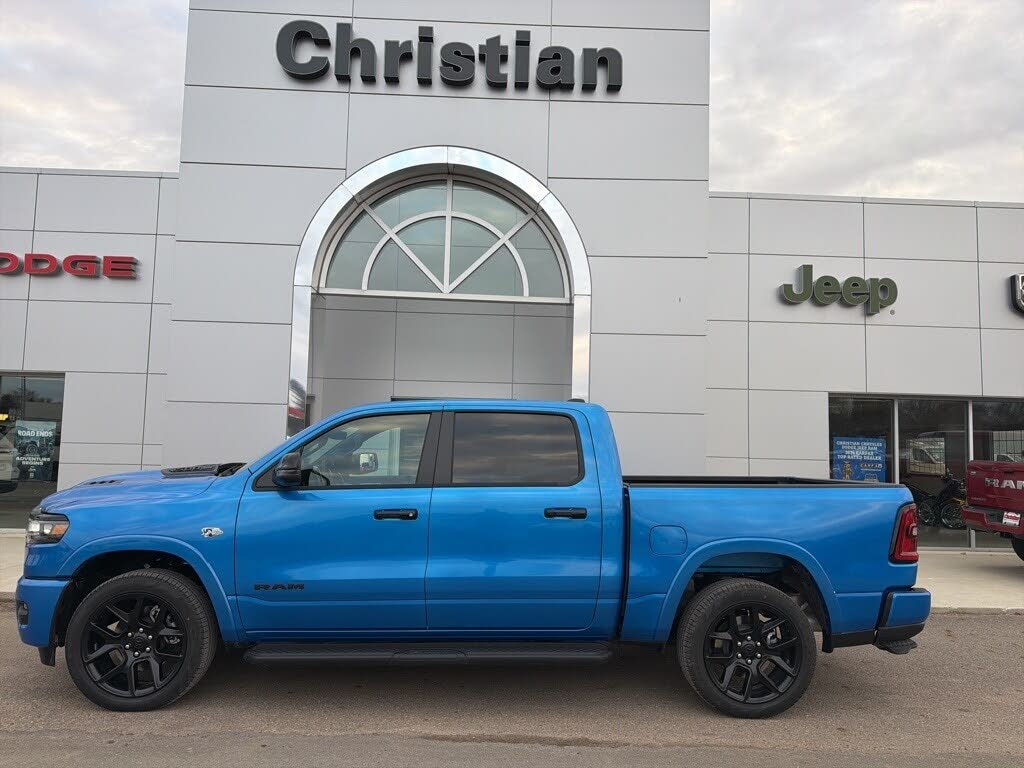 2026 RAM 1500 Laramie Crew Cab 4WD
