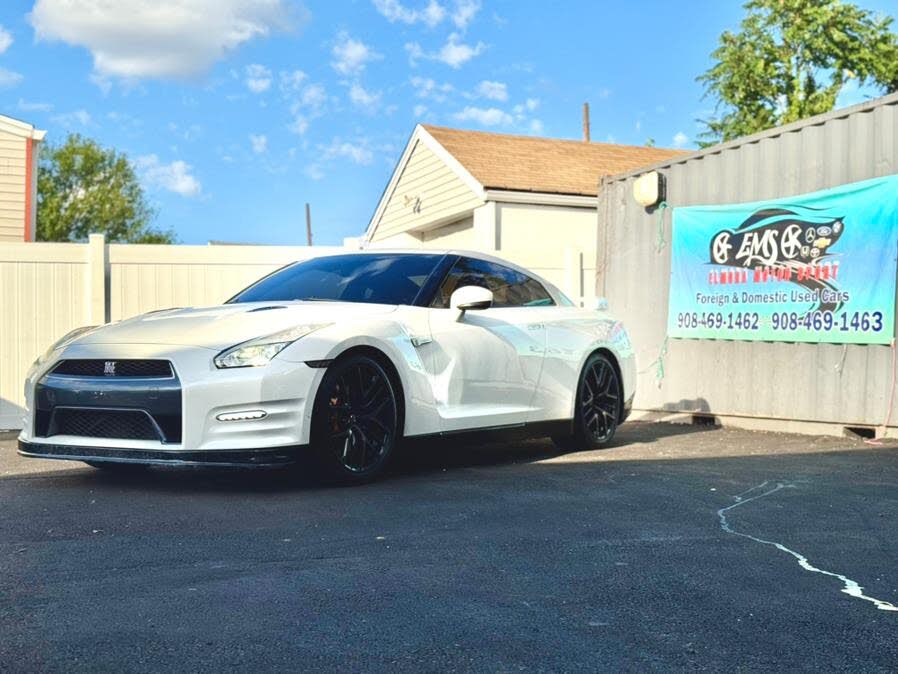 2015 Nissan GT-R Premium