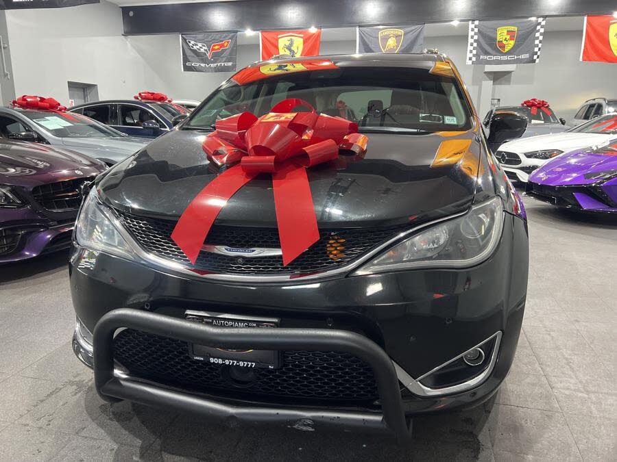 2018 Chrysler Pacifica Touring L Plus FWD