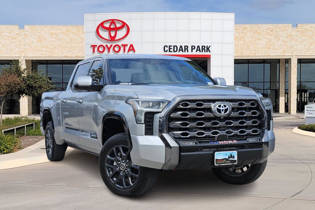 2023 Toyota Tundra Hybrid Platinum HV CrewMax Cab LB 4WD