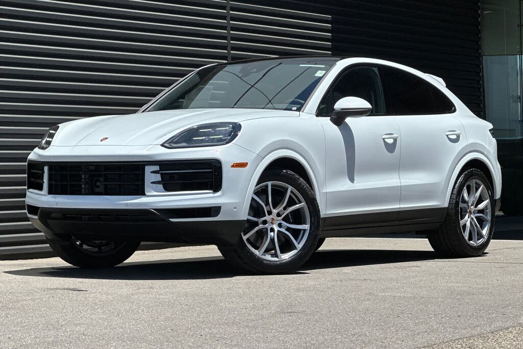 2025 Porsche Cayenne Coupe AWD