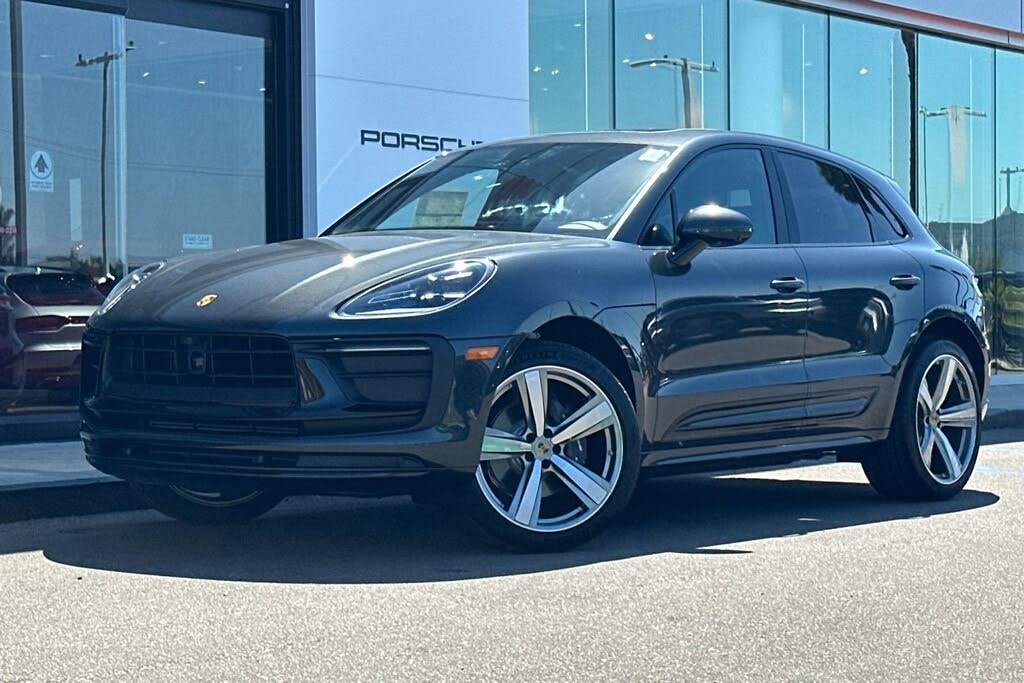 2025 Porsche Macan