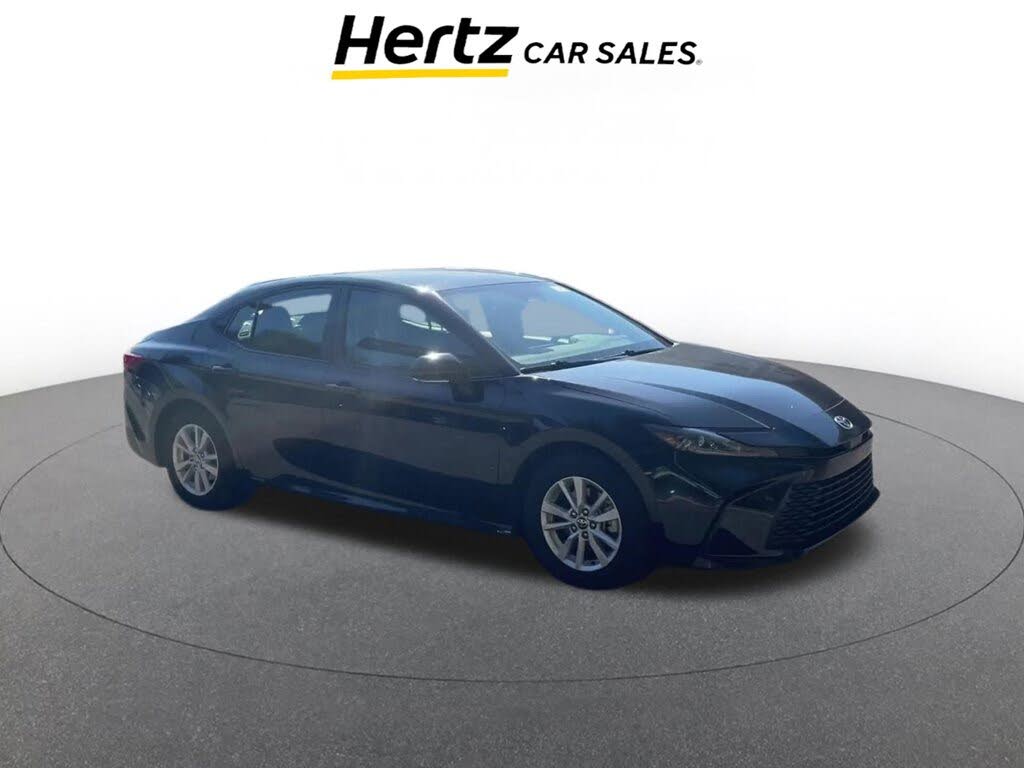 2025 Toyota Camry LE FWD