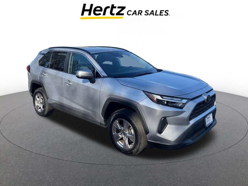 2025 Toyota RAV4 XLE FWD