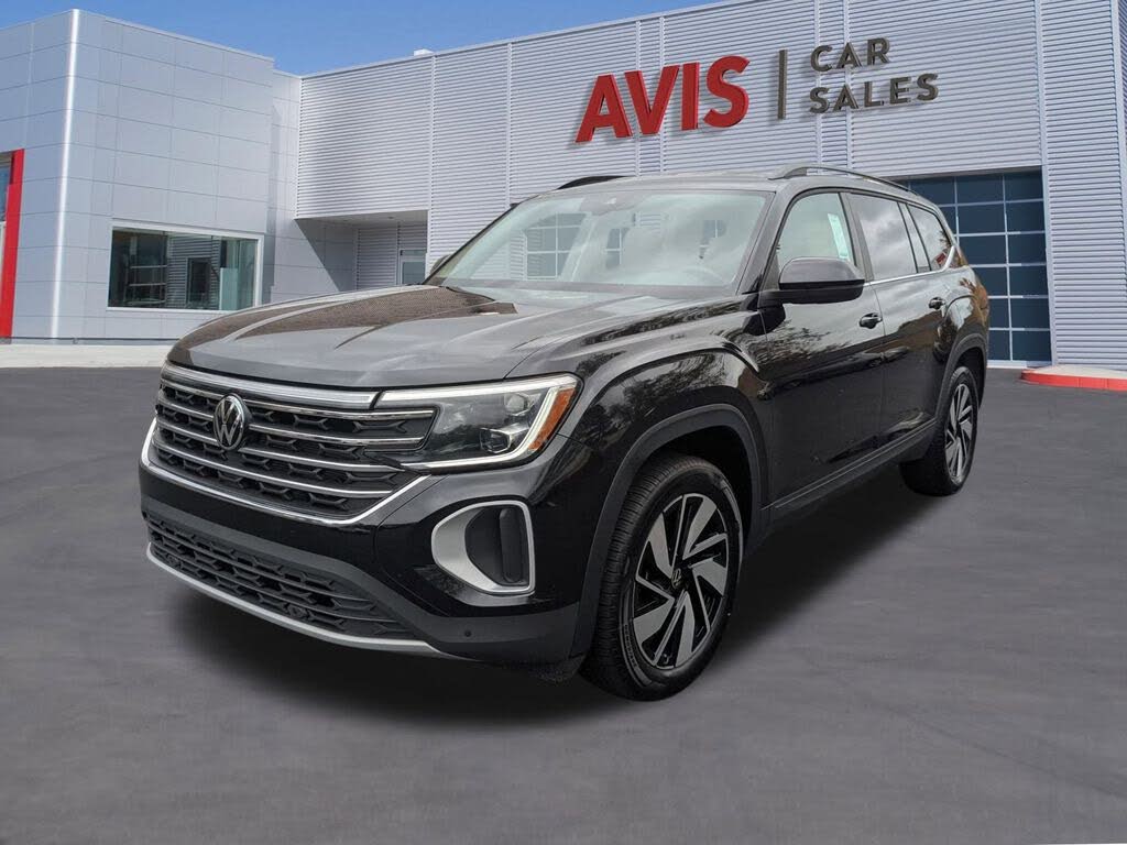 2025 Volkswagen Atlas SE FWD with Technology