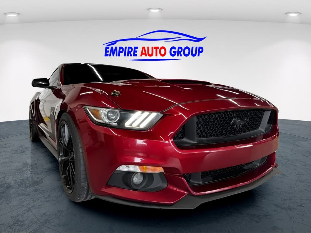 Ford Mustang GT Coupe RWD 2016
