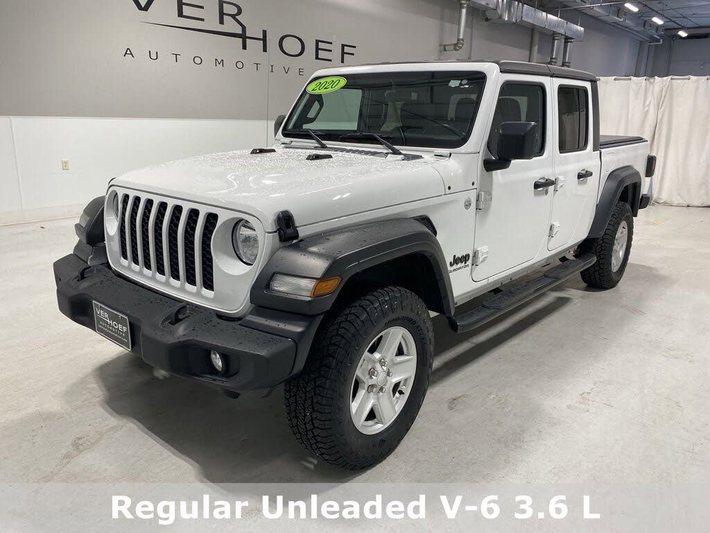 2020 Jeep Gladiator Sport S Crew Cab 4WD