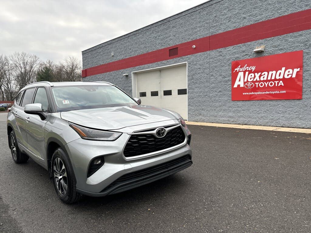 2021 Toyota Highlander XLE AWD