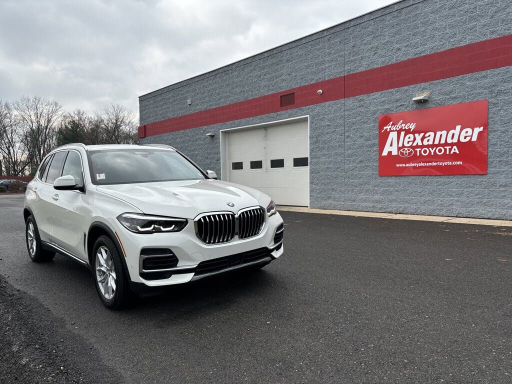 2022 BMW X5 xDrive40i AWD