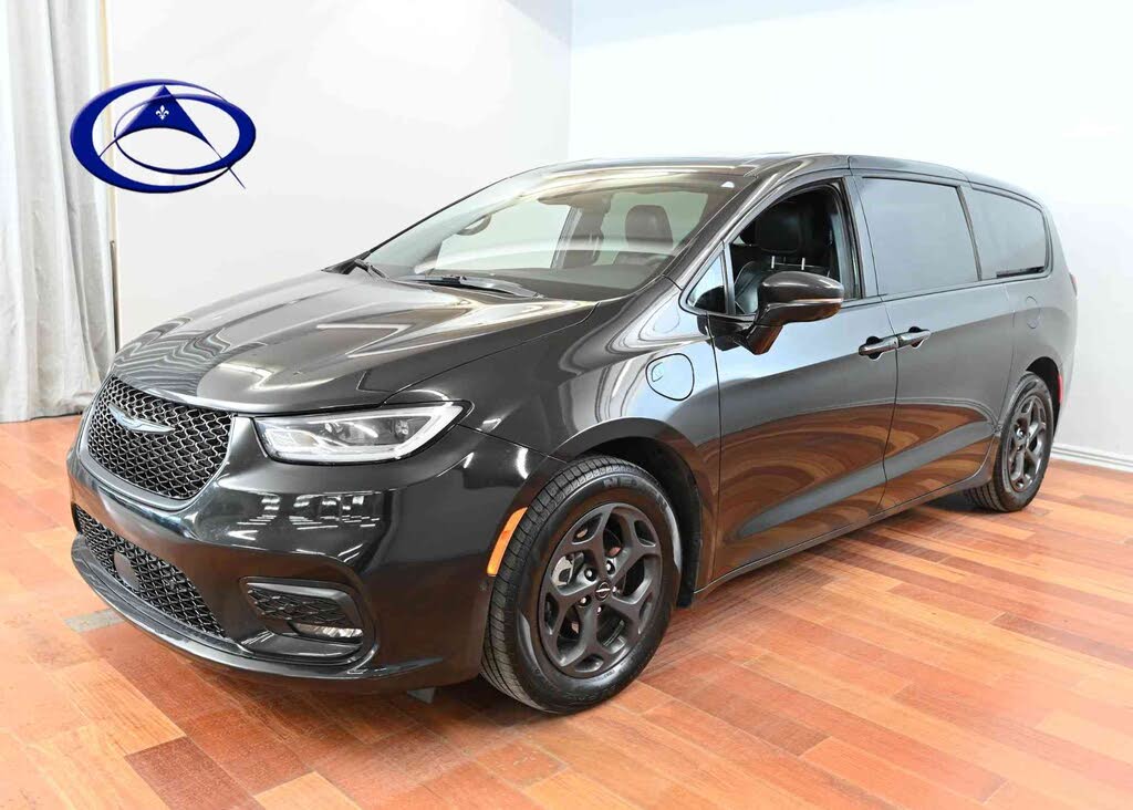 2022 Chrysler Pacifica Hybrid Limited FWD