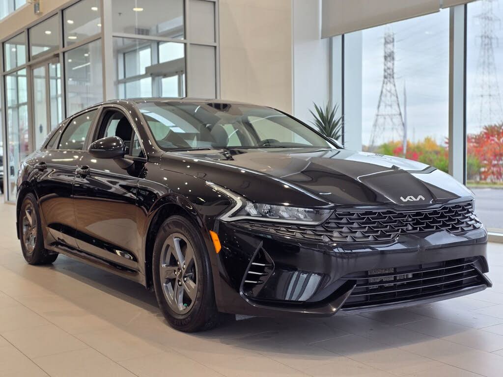 Kia K5 LX AWD 2022