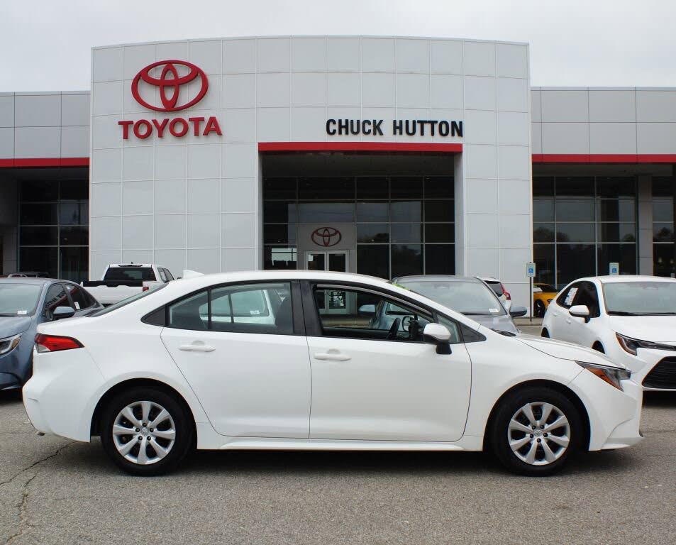 2022 Toyota Corolla LE FWD