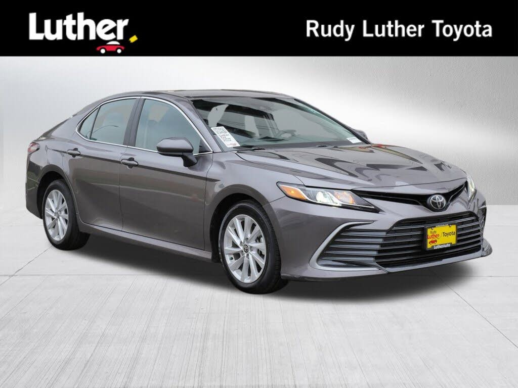 2024 Toyota Camry LE FWD