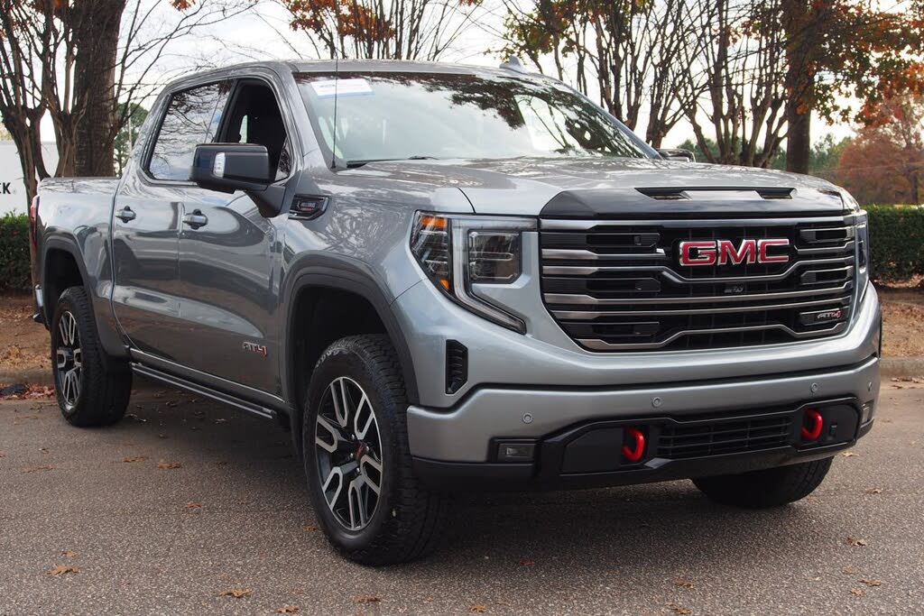 2025 GMC Sierra 1500 AT4 Crew Cab 4WD