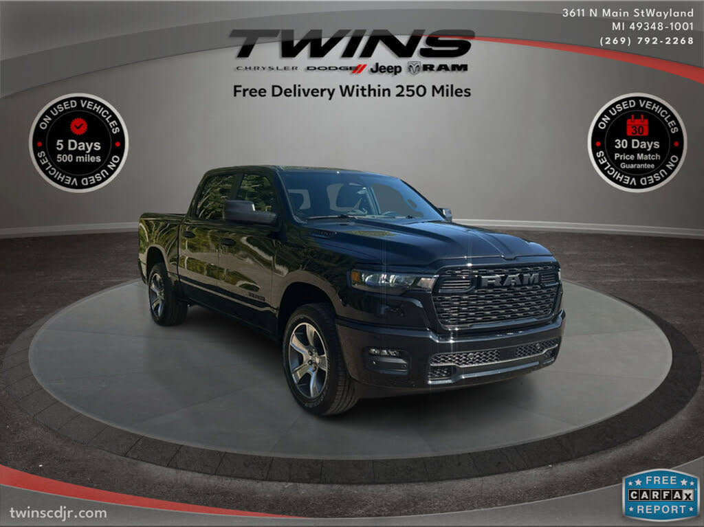 2025 RAM 1500 Tradesman Crew Cab 4WD