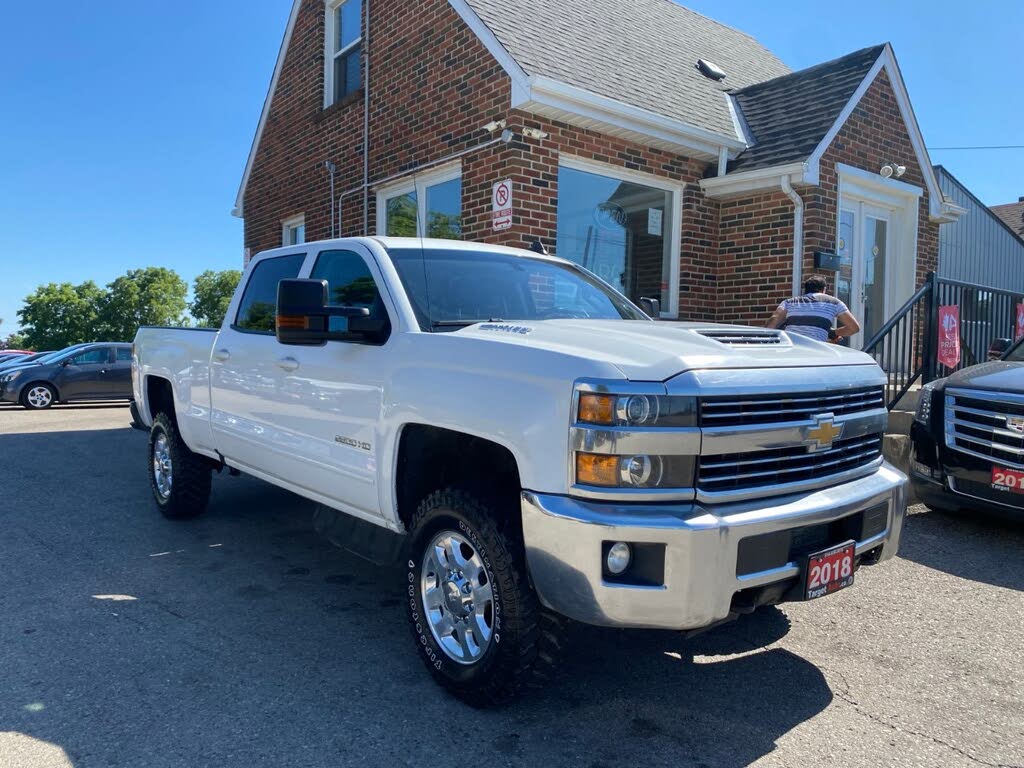 2018 Chevrolet Silverado 2500HD LT Crew Cab 4WD