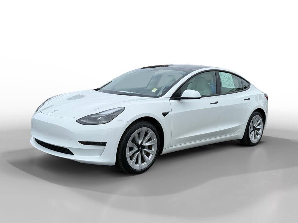 2023 Tesla Model 3 RWD