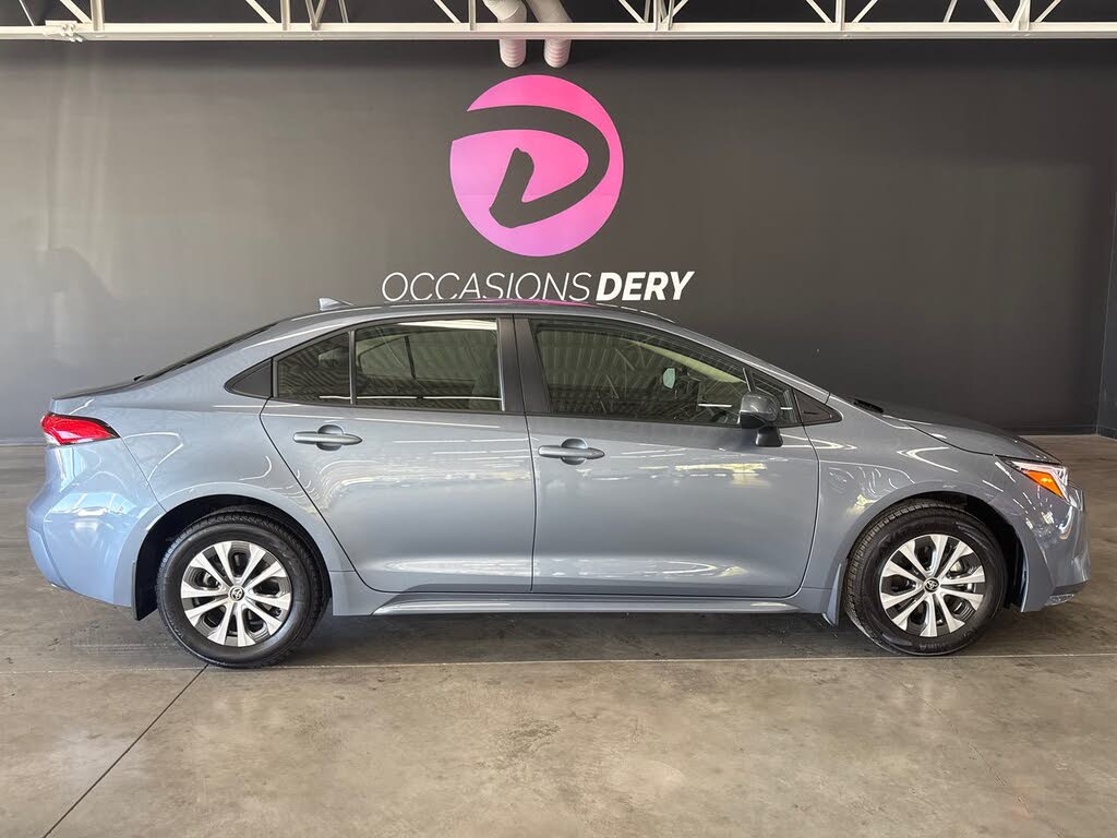 2025 Toyota Corolla Hybrid LE FWD