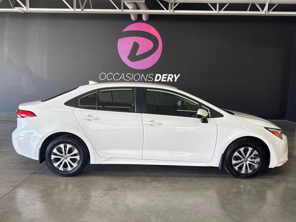 2025 Toyota Corolla Hybrid LE FWD