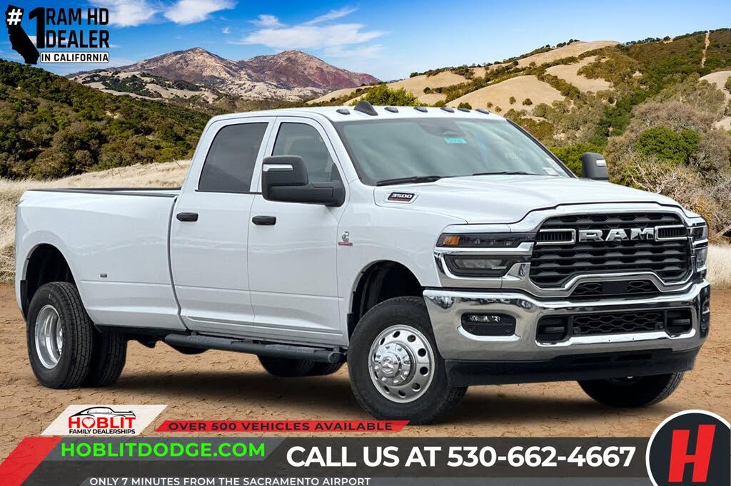 2026 RAM 3500 Tradesman Crew Cab LB DRW 4WD